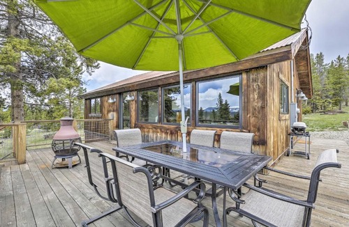 Tabernash House | Updated Cabin with Hot Tub about 11 Mi to Winter Park!