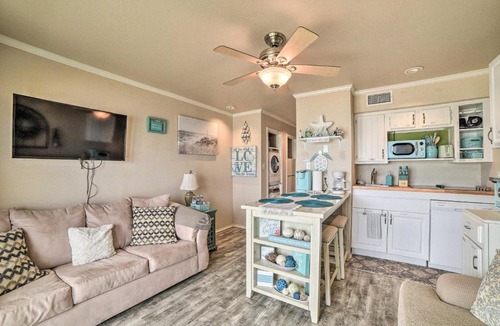 North Beach House | Updated Front Beach Condo w/Resort Amenities!
