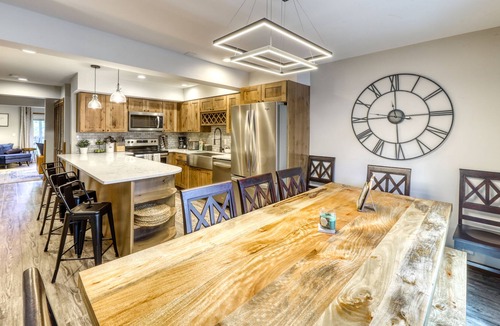 Baldy Mountain House | Updated gorgeous townhome, just 3 miles to Breckenridge - end of season pricing