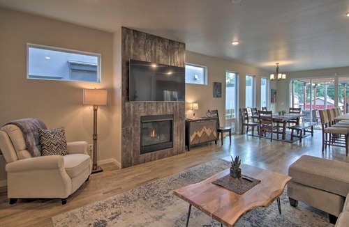 Colorado Springs House | Upscale and Modern Colorado Springs Townhome!