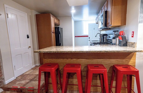 Cheesman Park Apartment | Urban Mansion Oasis 2BR Apt - Free Parking