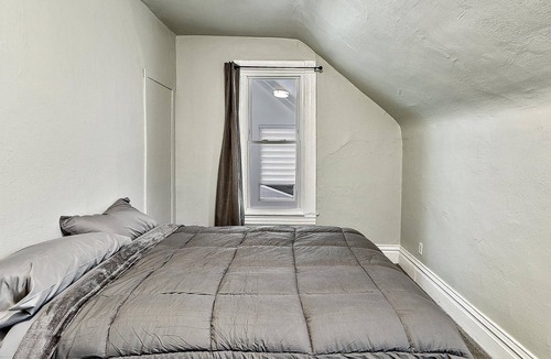 Lincoln Park House | Urban Victorian House
