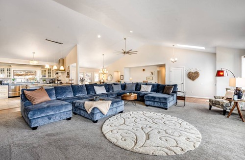 Northwest Colorado Springs House | 381 m² House ∙ 5 bedrooms ∙ 12 guests
