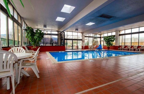 Central Colorado Springs Hotel | 35 m² Hotel ∙ 127 guests