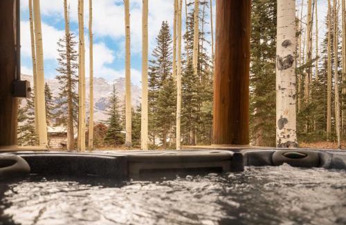 Mountain Village House | Ute Lodge by AvantStay Cozy Expansive Mountain Home Close to the Slopes