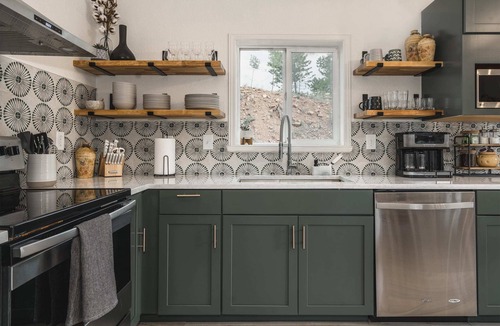 Bailey House | View Haus w/Dome Theater & Yoga Studio + Hot Tub