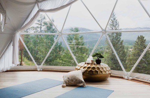 Bailey House | View Haus w/Dome Theater & Yoga Studio + Hot Tub