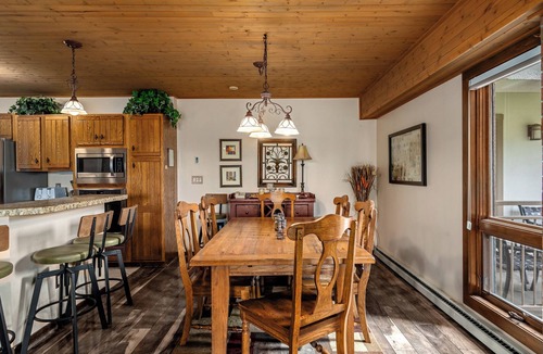 Steamboat Springs Condo | Villa Dulany - Exquisite Style Steps to the Slopes