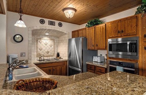 Steamboat Springs Condo | Villa Dulany - Exquisite Style Steps to the Slopes