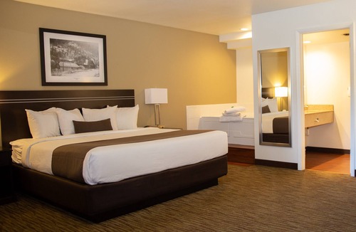 Manitou Springs Historic District Hotel | Villa Motel at Manitou Springs