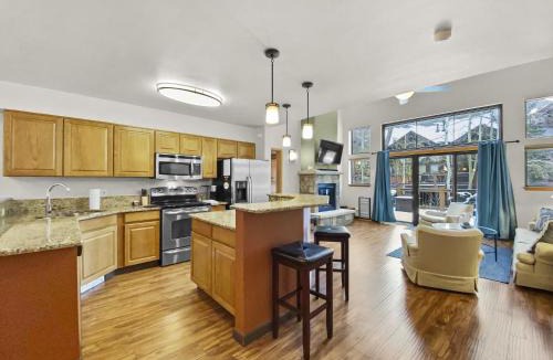Warrior's Mark House | Village Point 120 townhouse