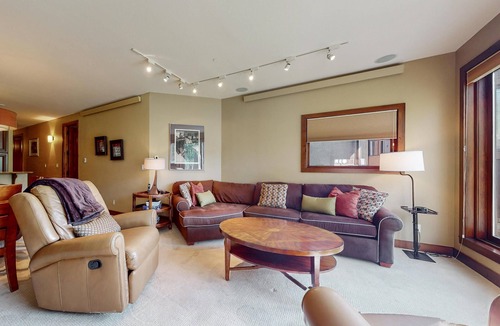 Snowmass Village Condo | Villas at Snowmass Club | L1512
