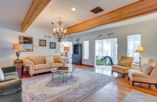 Larkspur House | Vintage Farmhouse with Hot Tub in Larkspur