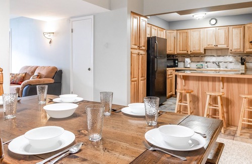 Breckenridge Condo | Walk everywhere. Ski in. Pool and hot tub.Elevator.