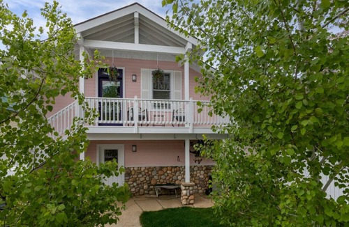 Old Town Apartment | Walk to Downtown | Month Rentals | Secure Bike Storage