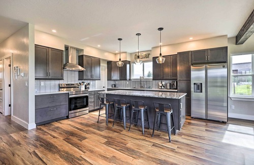 Grand Elk Ranch House | Walk To Golf: Modern Mtn-View Home in Granby