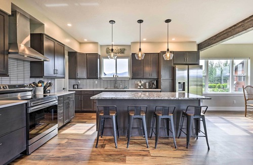 Grand Elk Ranch House | Walk To Golf: Modern Mtn-View Home in Granby