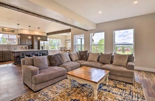 Grand Elk Ranch House | Walk To Golf Modern Mtn-View Home in Granby