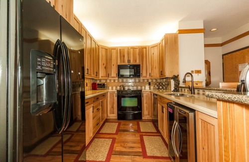 Mountain House Condo | Walk to Lift, Shops, and Dining, Enjoy Balcony & Private Indoor Hot Tub and