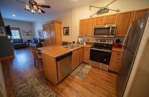 River Run Condo | Walk to Slopes | Pool & Hot Tub | Village