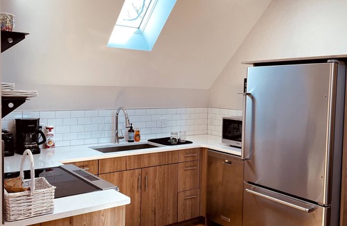 Cole Apartment | Walkable RiNo/Downtown - Modern Private Carriage House
