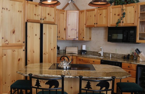 Vail House | Water's Edge Retreat On Gore Creek.