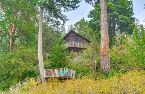 Rollingbay House | Waterfront Bainbridge Island Home: Stunning Views!