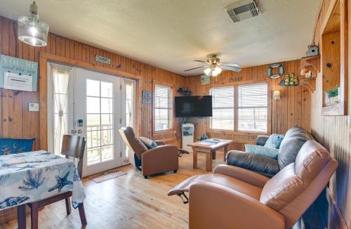 Cedar Lane House | Waterfront Texas Abode w/Boat Ramp, Pets Welcome