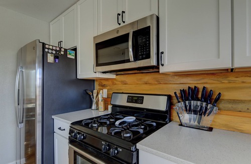 Palmer Lake House | Welcome to our 5 bedroom 2 bathroom home in Charming Palmer Lake