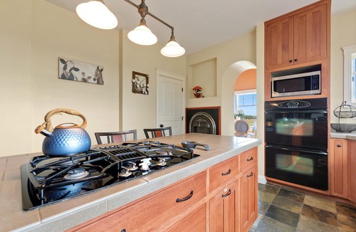 Fort Collins House | Welcome to Sunrise Ranch! Amazing Mountain Views!