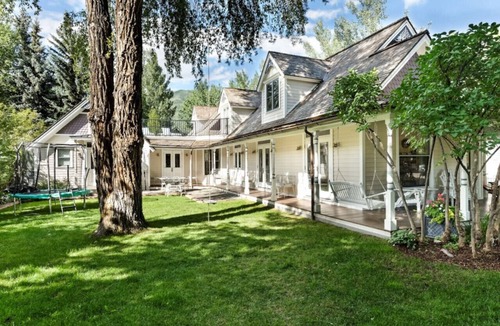 West End House | West End Family Home