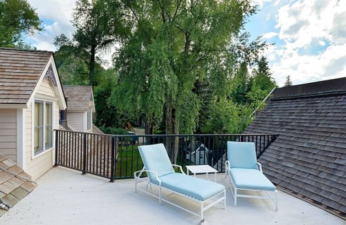 West End House | West End Family Home