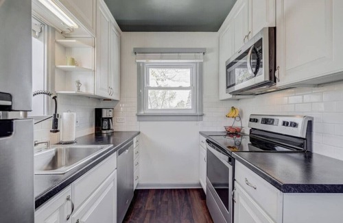 Edgewater House | West Highlands Flat I Sloans Lake I Outdoor Games