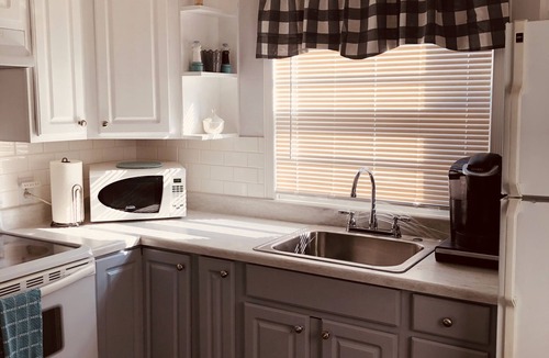 Grand Junction House | Western Slope Cozy Cottage - Home Away From Home