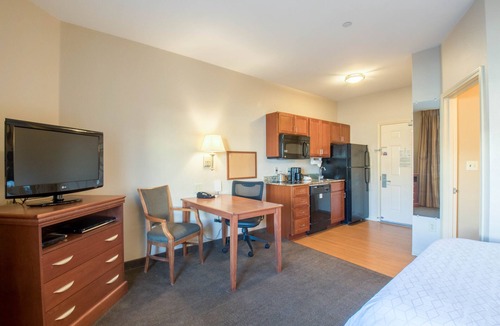 Parachute Hotel | Western Slope Suites