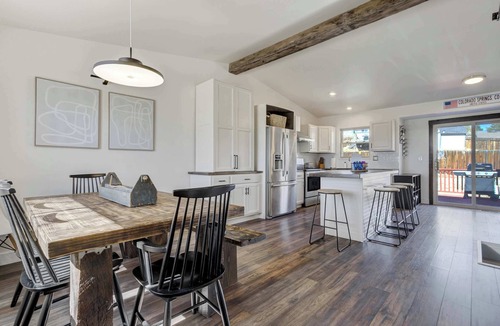 Cheyenne Meadows House | Wild Rose! Outdoor Retreat with BBQ & Fire Pit