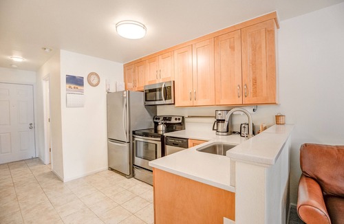 Four O'Clock Condo | Wildwood Suites Black Bear Condo: Ski-in, Downtown Breck