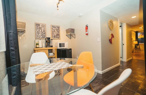 Denver Apartment | Windsor Retreat Private Basement Suite