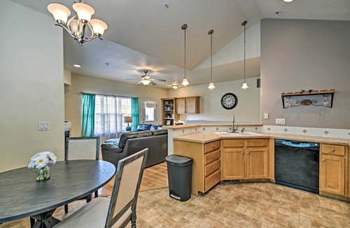 Windsor House | Windsor Townhome w/Balcony + Golf On-Site!