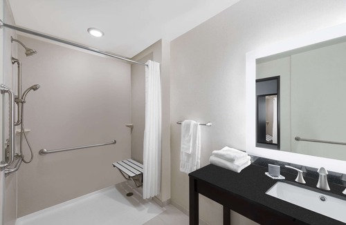 Loveland Hotel | Wingate by Wyndham Loveland