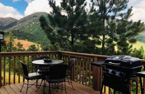 Cascade-Chipita Park Condo | Winnemucca Spa; wet sauna, hot tub, views