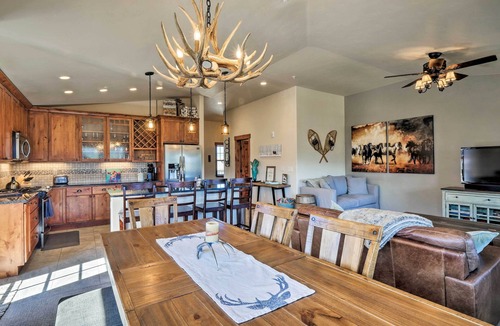 Fraser Condo | Winter Park Condo w/Hot Tub & Mountain Views!