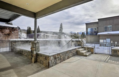 Winter Park Apartment | Winter Park Condo with Fireplace - 4 Mi to Slopes!