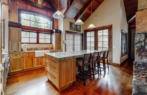 Snowmass Village Condo | Woodrun Place Townhome | 61