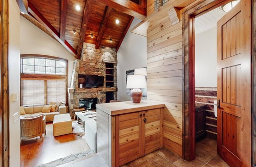 Snowmass Village Condo | Woodrun Place Townhome | 61