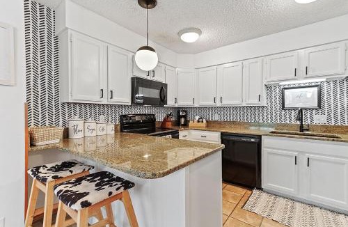 Warrior's Mark House | Woods Escape and Relax - Woods Manor A103 by Great Western Lodging