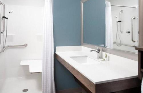 Littleton Hotel | WoodSpring Suites Littleton-South Denver