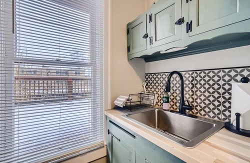 Congress Park Apartment | York by Modern Midstay/3 Blocks to Cheesman #SY2