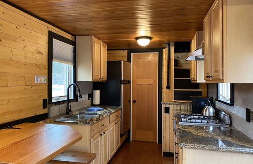 Lyons Resort | Your Adventure Hub – The Sequoia Tiny Home on River and Near Trails & Parks