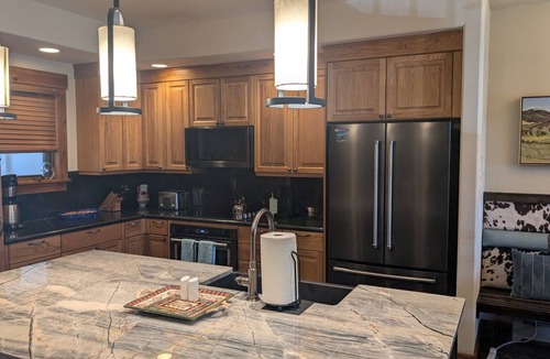 Steamboat Springs Condo | Your Christmas holiday in a beautiful ski-in/ski-out 4 bedroom townhome.